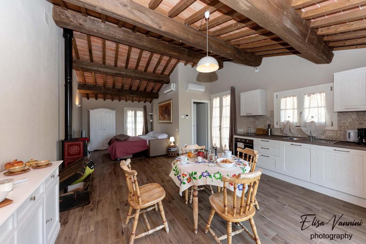شقة La Casa Delle Rondini Forcoli المظهر الخارجي الصورة